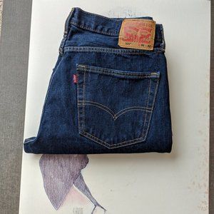 LIKE NEW Levi's 505 Dark Wash Jeans - 36/32